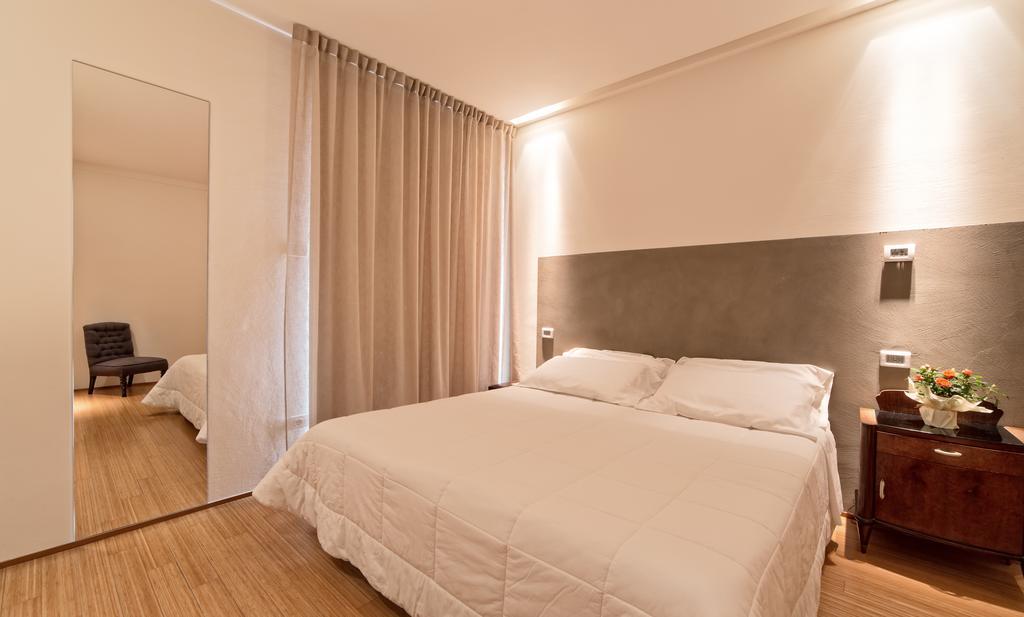 Hotel Country House La Radice チヴィタノーヴァ・マルケ エクステリア 写真